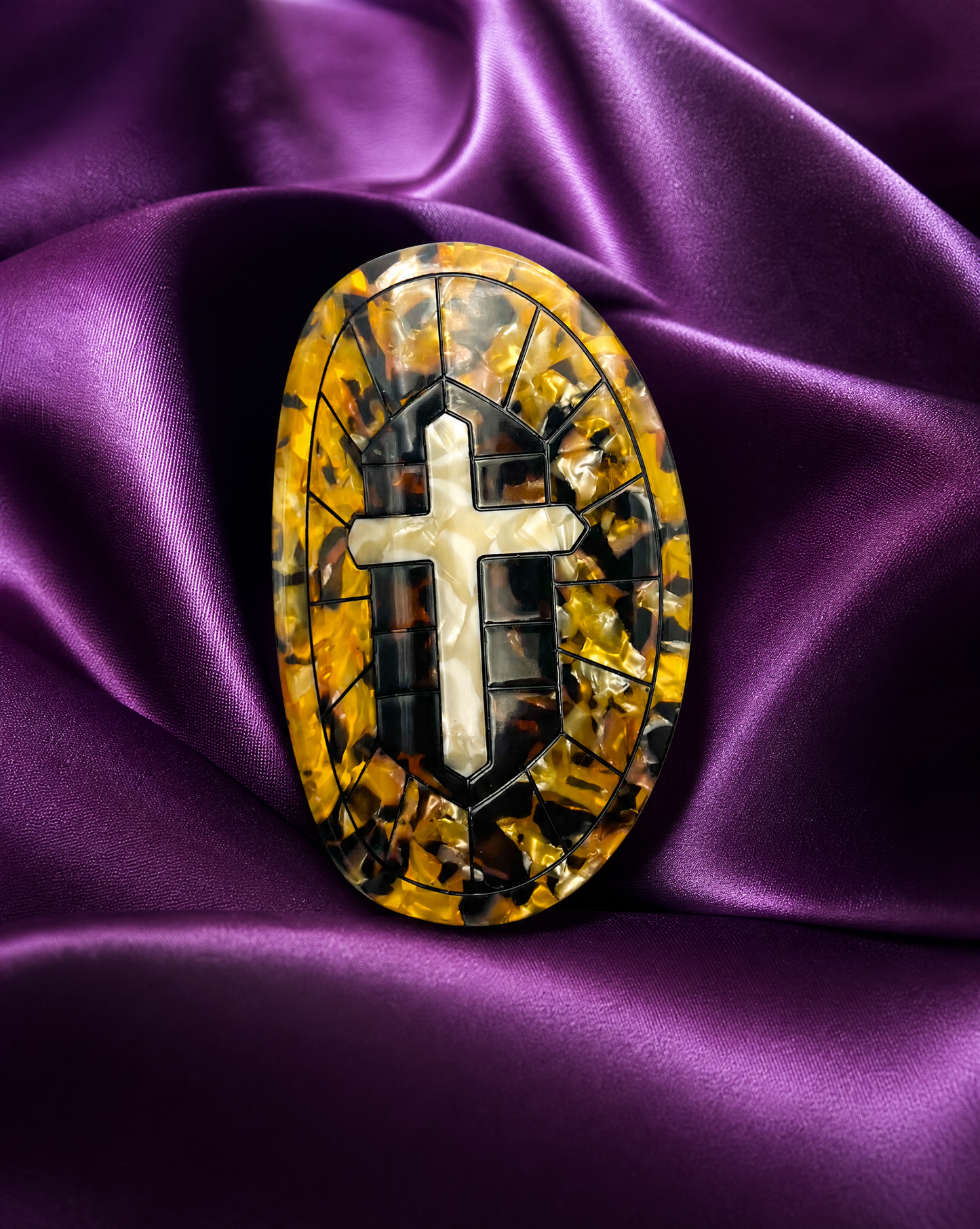 Amber Stained Glass Window Claw (PREORDER)